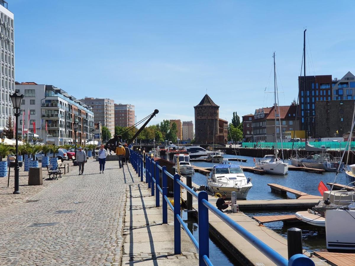 Waterlane Marina By Live & Travel Apartments Гданск Екстериор снимка